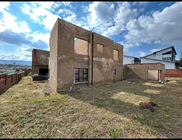 7 BEDROOM HOUSE FOR SALE IN XANADU